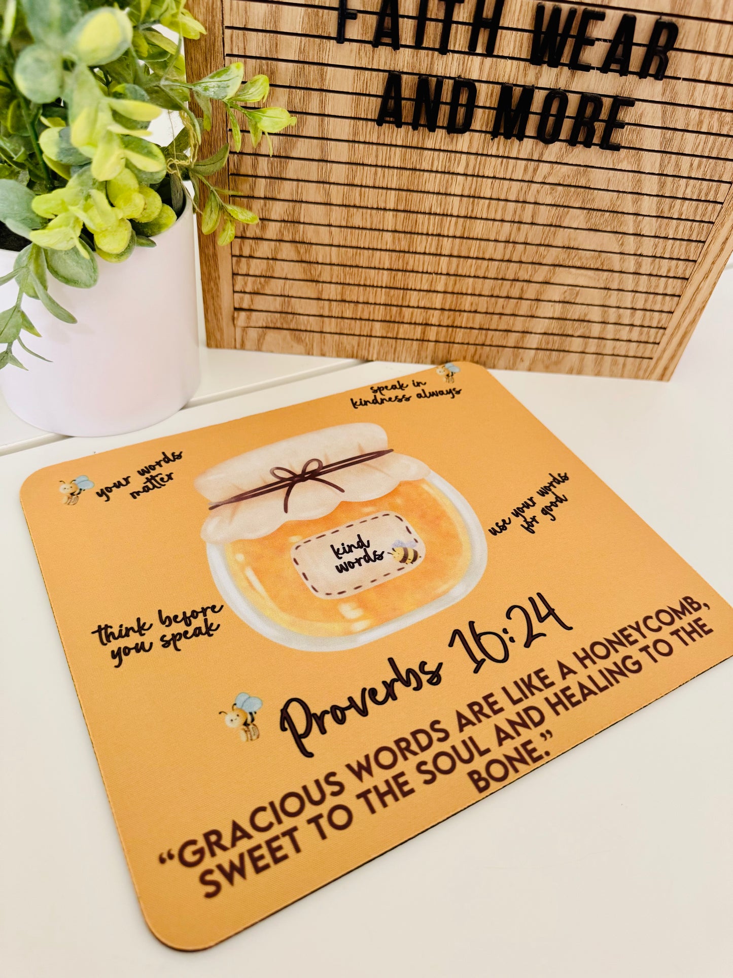 KIND WORDS - MOUSE PAD
