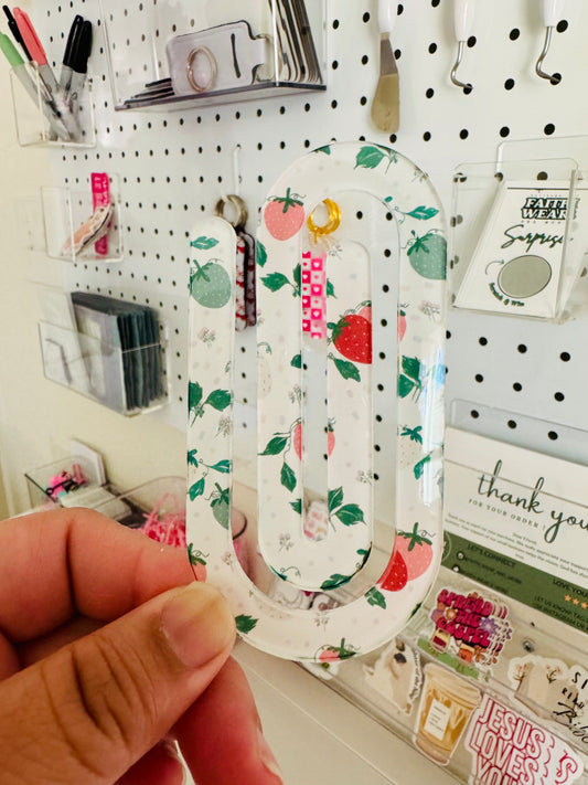 Strawberries - Paper Clip
